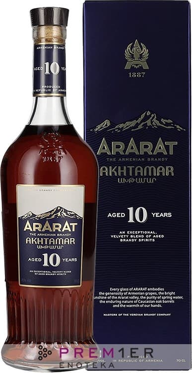 ARARAT BRENDY KONJAK 10YO 0.7L